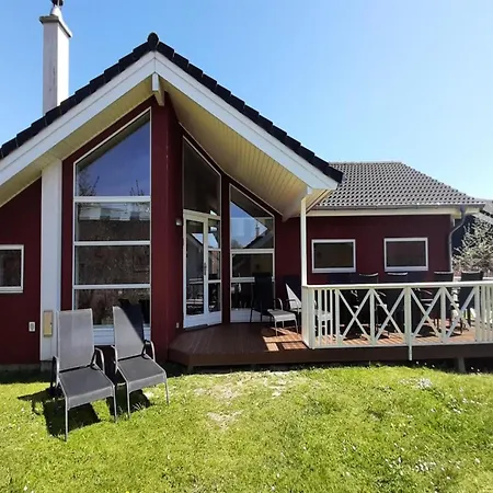 Einladendes Kuestenchalet Fuer 10 Personen بيت للعطل *